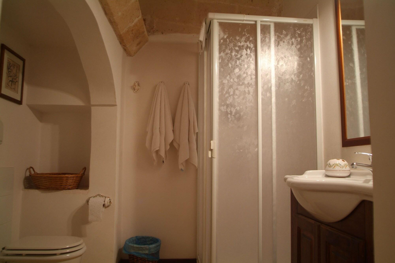 Bathroom 5, Archidamo Bed & Breakfast, Taranto