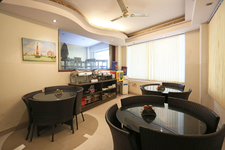 Food & Drinks, Airport Hotel Plazzo, Delhi
