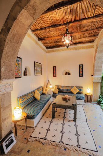 Public Area 3, Dar Rahaothello, Essaouira