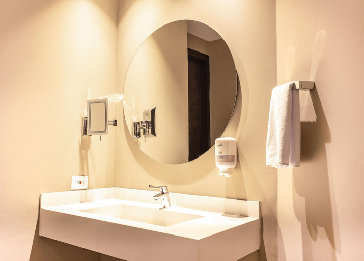 Bathroom 4, Hotel F25, Ibagué