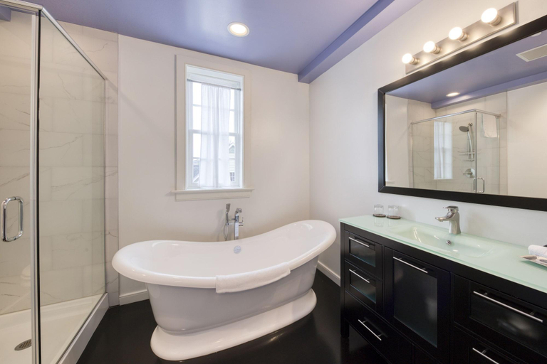 Bathroom 4, The Mayton, Wake