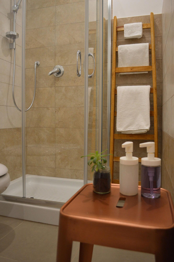 Bathroom 4, Bed, Book & Breakfast Landolina, Catania