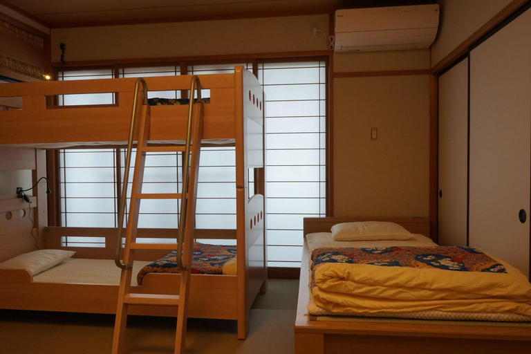 Bedroom 2, Guest House Ouka - Hostel, Takayama