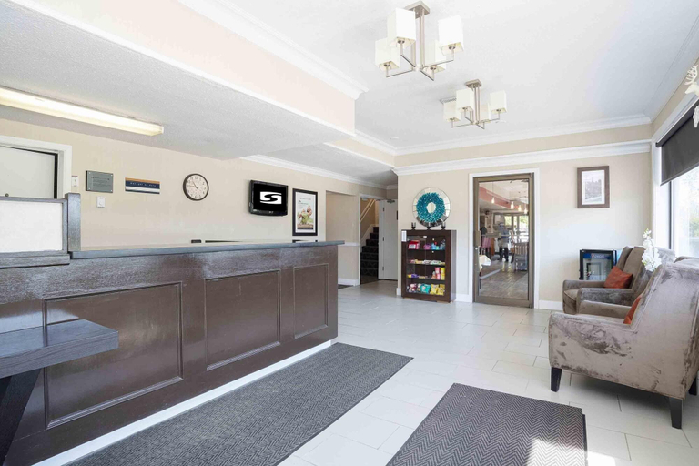 Public Area 2, Sandman Inn Blue River, Thompson-Nicola