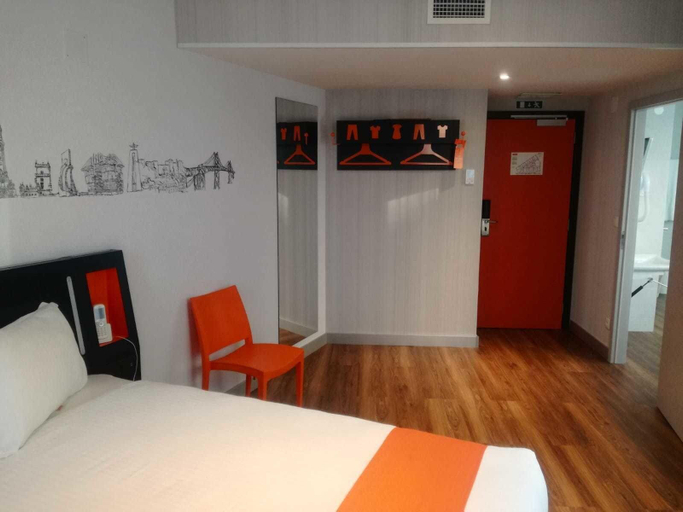 Public Area 3, easyHotel Lisbon, Lisbon