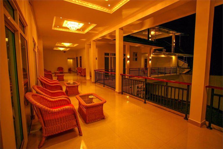 Public Area 2, Hotel Travellers Nest, K.F.G. & G. Korale