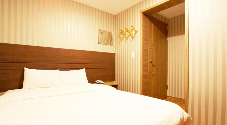 Bedroom 3, Hotel Cj, Jeju