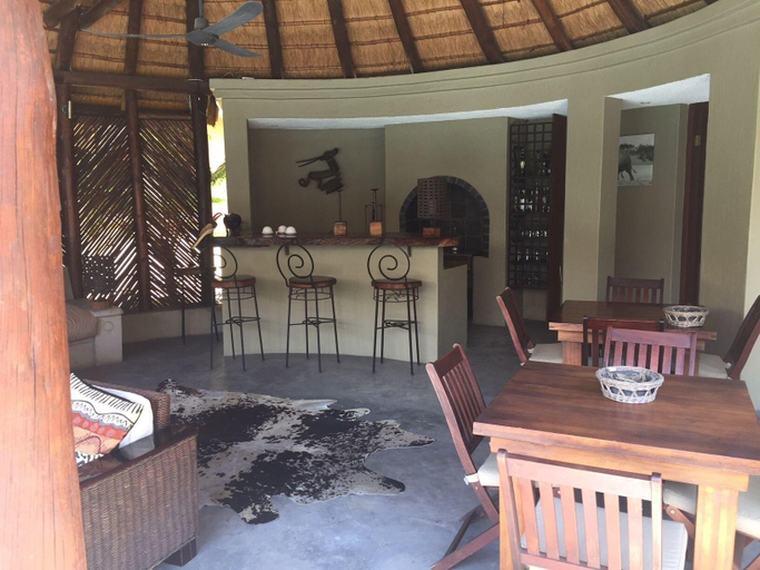 Public Area, La Lechere Guest House, Mopani