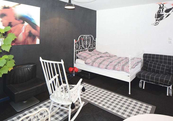 Bedroom 4, Foto-Motel, Kassel