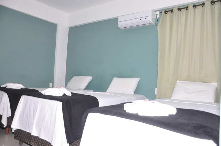 Bedroom 3, Bonjour Hotel, Macaé