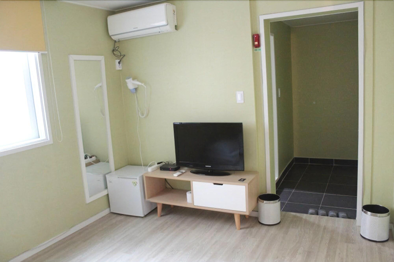 Bathroom 2, Hi & J Guesthouse - Hostel, Yeosu