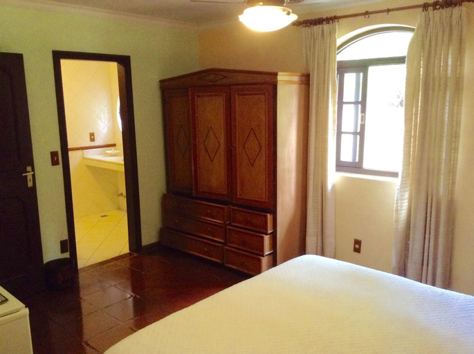 Bedroom 4, Ninho Da Arara, Petrópolis