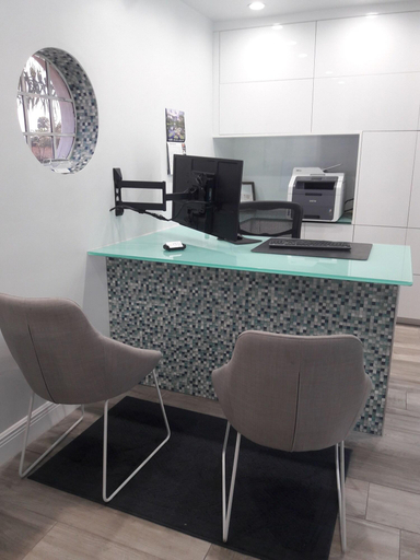 Public Area 3, May-Dee Suites, Broward