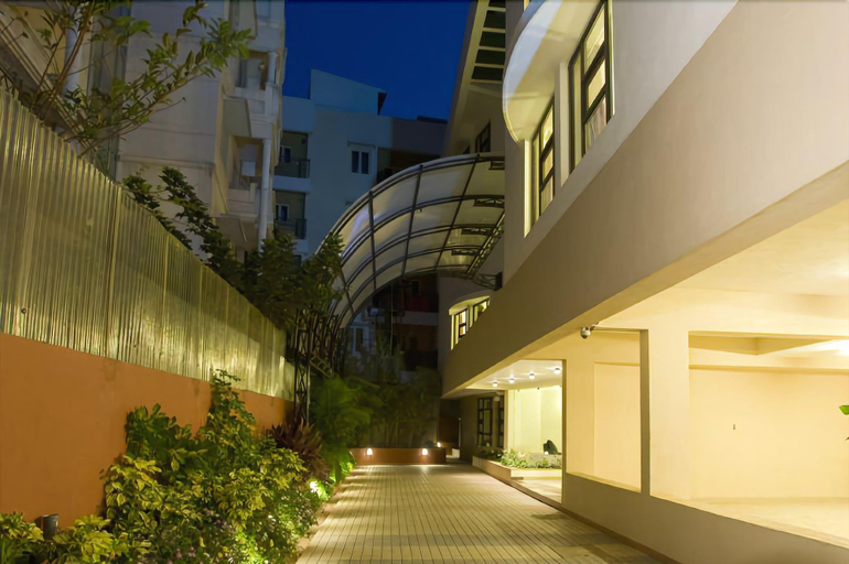 Public Area 2, PearlSuites, Bangalore
