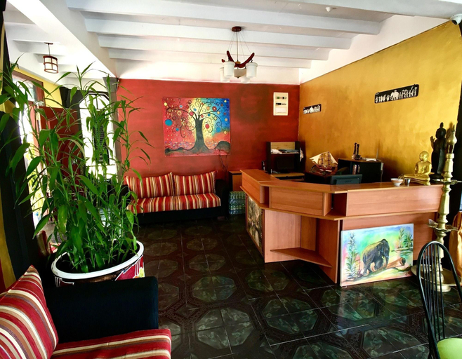 Public Area, Slightly Chilled Yellow House, Ambagamuwa