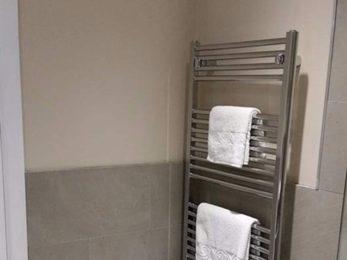 Bathroom 3, Fairlawn House, Wiltshire