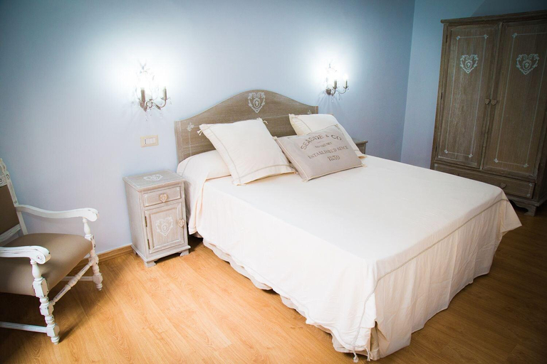 Bedroom 4, I Racconti di Partenope B&B, Napoli
