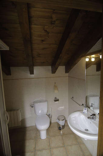 Bathroom, L'Era De Cal Bastida - Guest House, Lleida