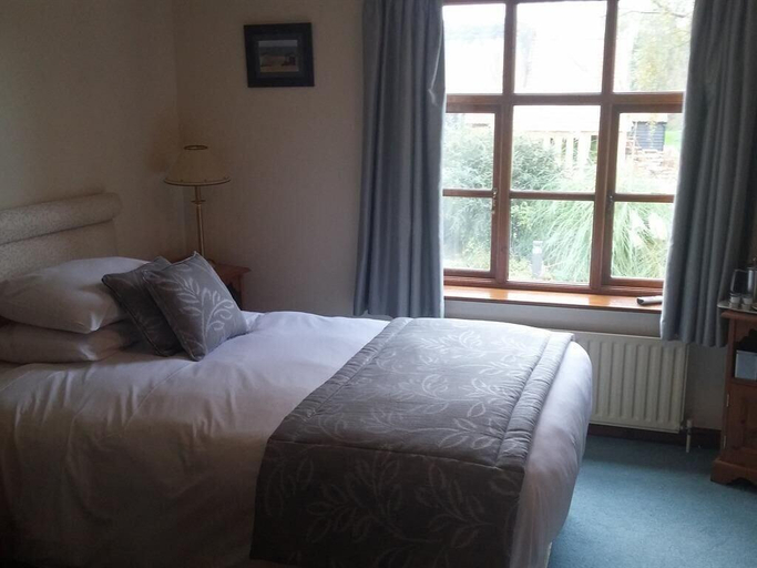 Bedroom 3, Ivy House Country Hotel, Suffolk