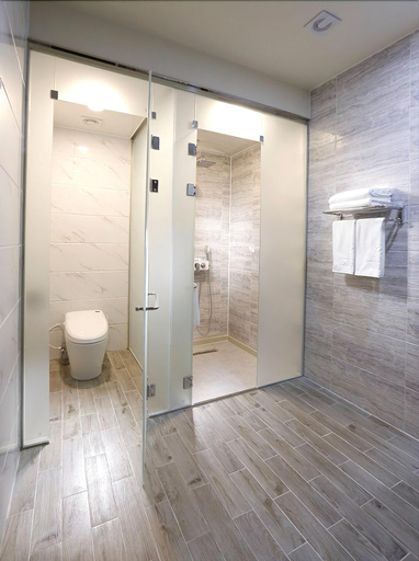 Bathroom 4, Geosung Hotel, Eumseong