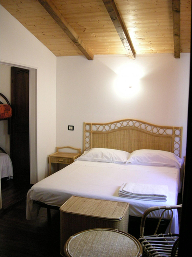 Bedroom 2, A' Cunziria, Catania