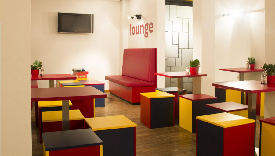 Public Area 2, Bud Gett Hostels, Groningen