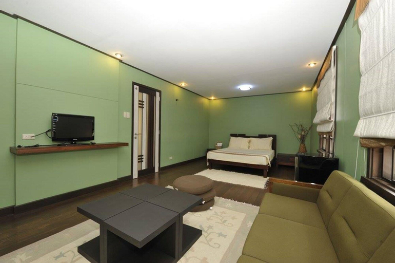 Public Area 2, Colione Bed and Breakfast, Baguio City
