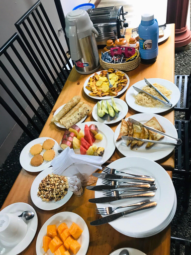 Food & Drinks 5, Savannah House - Hostel, Arusha Urban