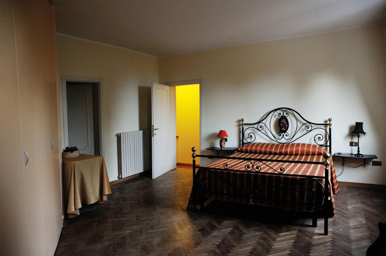 Bedroom 3, Villa Sargiano, Arezzo