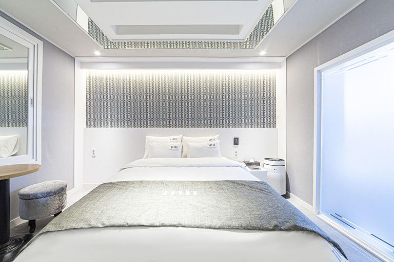 Others 5, Business Hotel Duu, Buk
