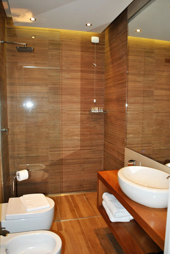 Bathroom 5, Villa Verganti Veronesi, Milano