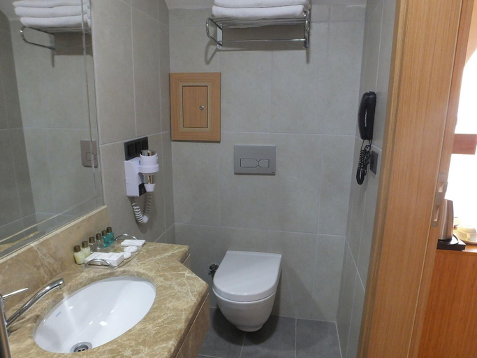 Bathroom 4, Cinarpark Hotel, Körfez