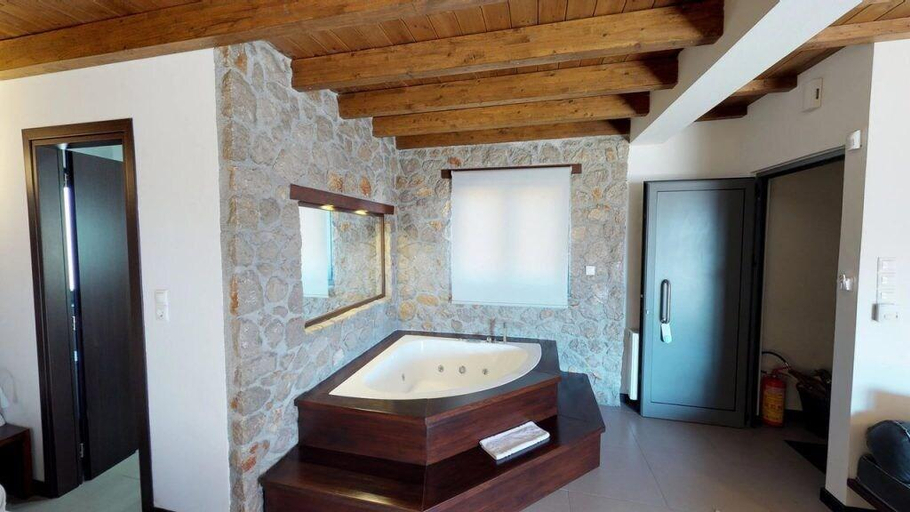 Bathroom, Diochri, Peloponnese