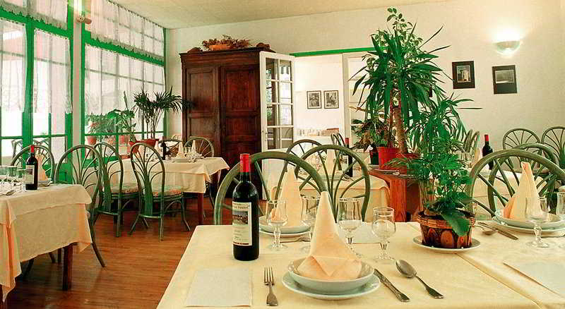 Public Area, Hôtel Les Falaises, Lot