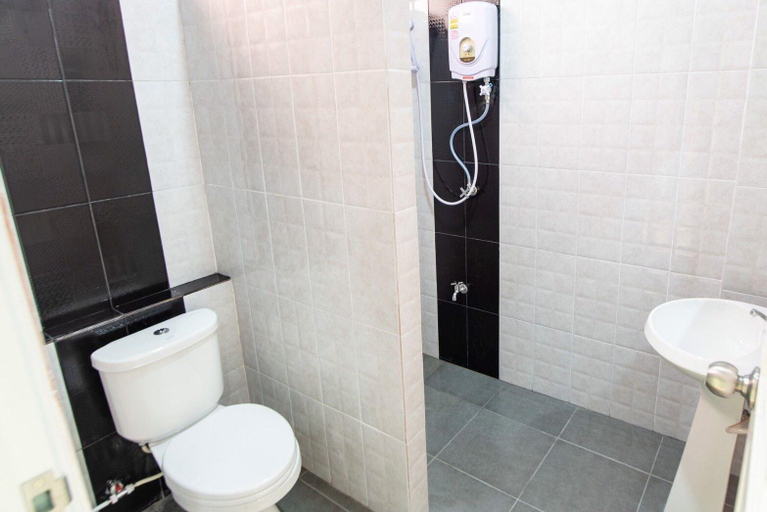 Bathroom, Maneetham Residence, Muang Chiang Rai