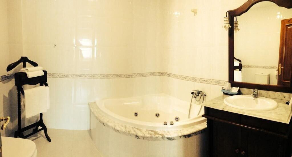 Bathroom 4, Hotel Casa Jurjo, A Coruña