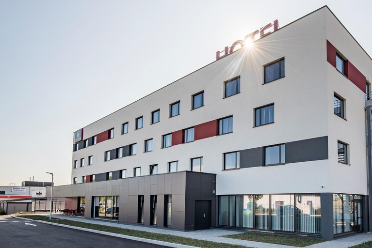 Exterior & Views 2, B&B HOTEL Brumath Bernolsheim, Bas-Rhin