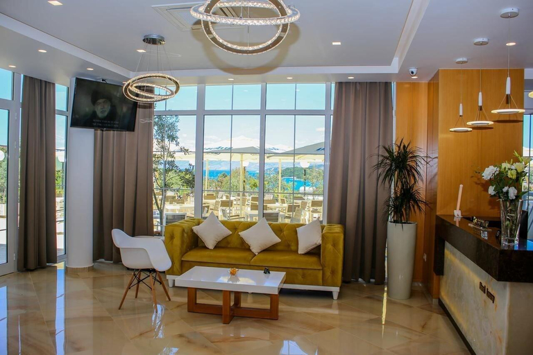 Public Area 4, Hotel Luxury, Sarandës