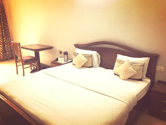 Bedroom 3, Angel Nri Hotel, Gautam Buddha Nagar