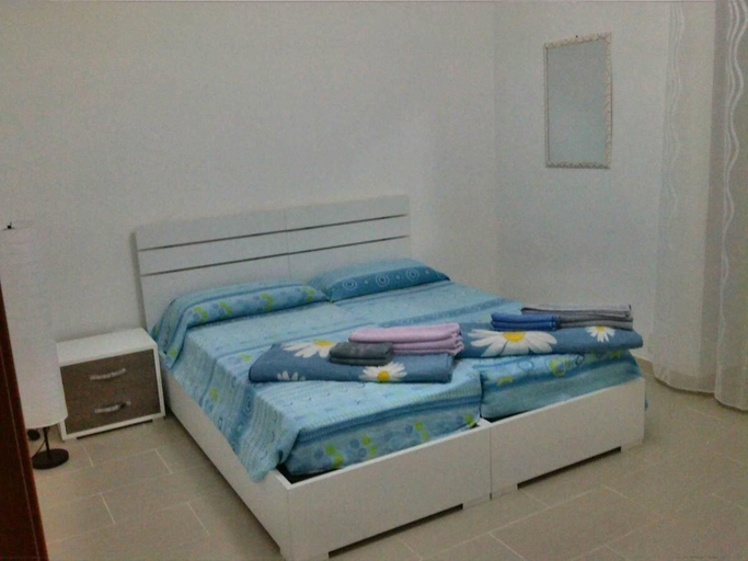 Bedroom 5, Bed and Breakfast Ocurniciell, Napoli