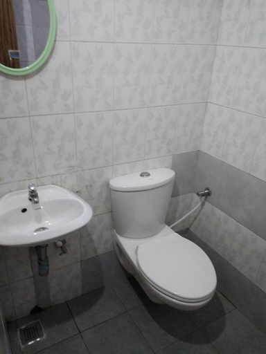 Bathroom, Hotel Shriram, Chennai