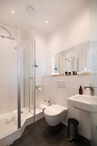 Bathroom 5, Nikii Boutique Hotel, Leverkusen