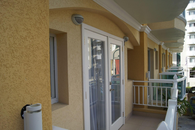 Public Area 2, Baker's Suites