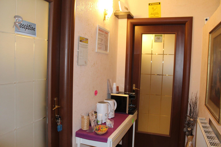 Bathroom 5, B&B Galleria Frascati, Rome
