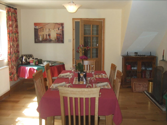 Food & Drinks, Tibbiwell Lodge - B&B, Gloucestershire