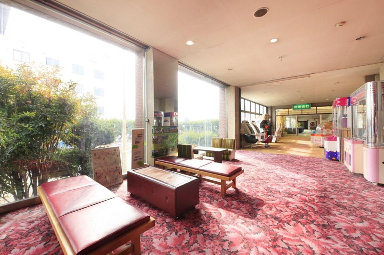 Public Area 3, U-Topia, Kai