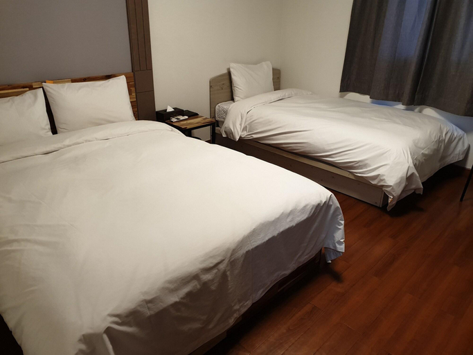 Bedroom 4, The Beauty Hotel, Gangneung
