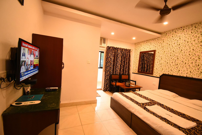 Public Area 3, Hotel Campal, North Goa