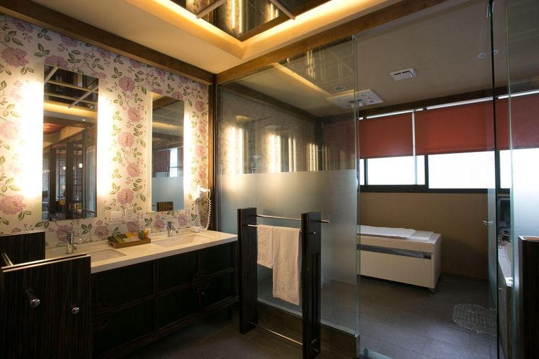 Bedroom 5, Tianxiaju Motel, Yilan