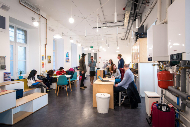 Public Area 3, Avenue Hostel, Budapesti